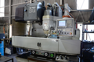 マシニングセンター